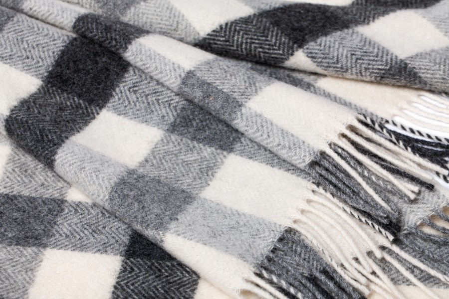 "Eli 2-11" Pure New Wool throw  in white  and gray checkers